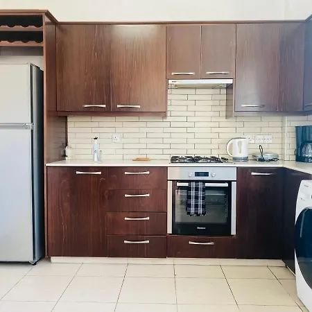 Apollo 2-br In Lägenhet Larnaca