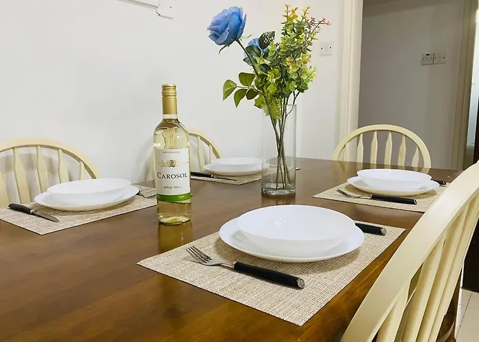 Apollo 2-br In דירה